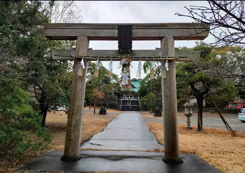 妙法寺の毘沙門天像（静岡県富士市・魔除け・七転び八起き）