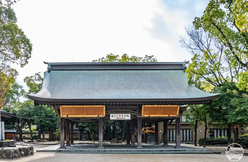 筥崎宮の楼門と敵国降伏の扁額（福岡市東区・勝運・厄除け・打破）